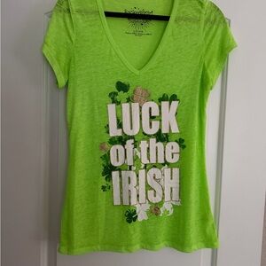NEW Luck of the Irish T-Shirt St Patrick’s Day Shirt L Rocker Girl All Access